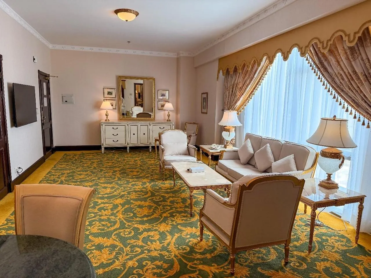 Habitat Hotel All Suites - Джедда