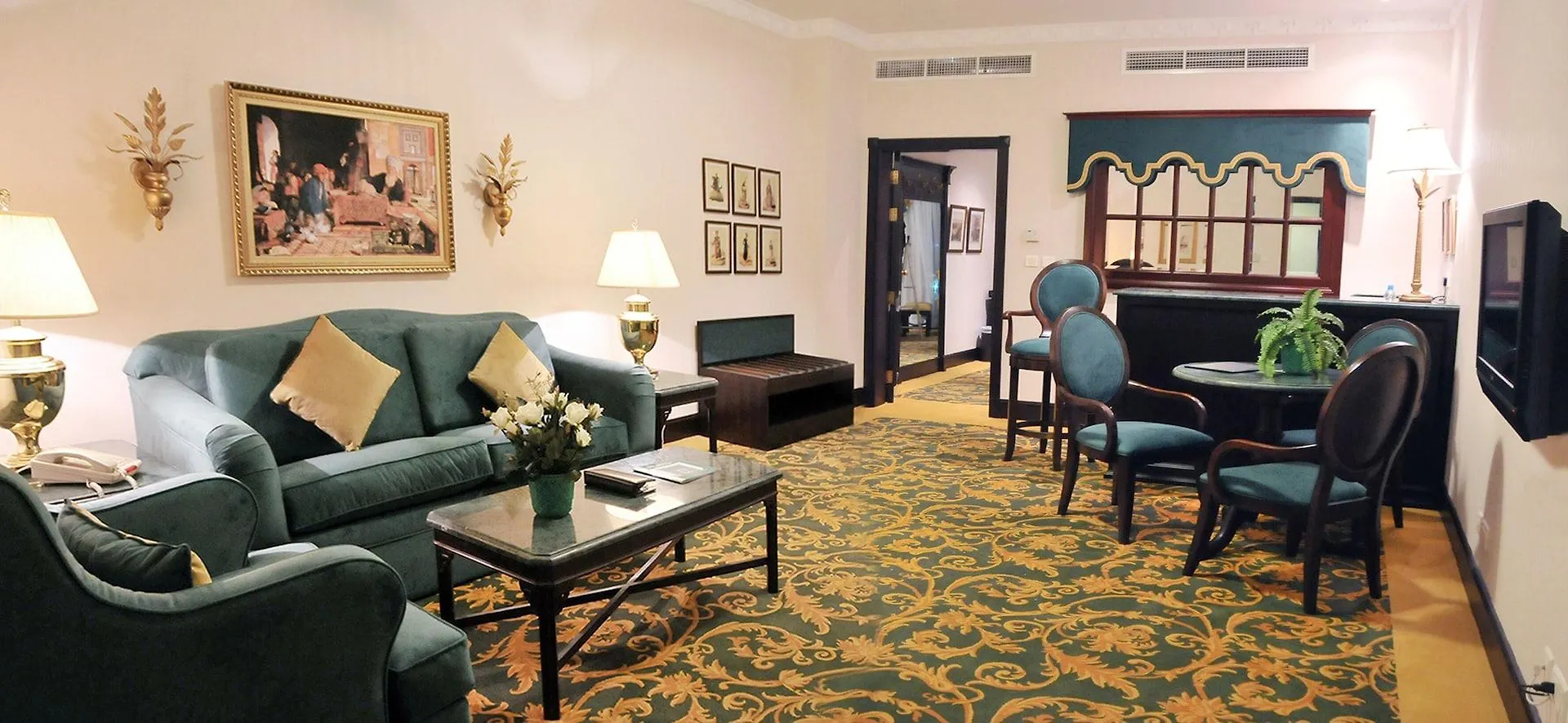 Habitat Hotel All Suites - Jeddah 3*,