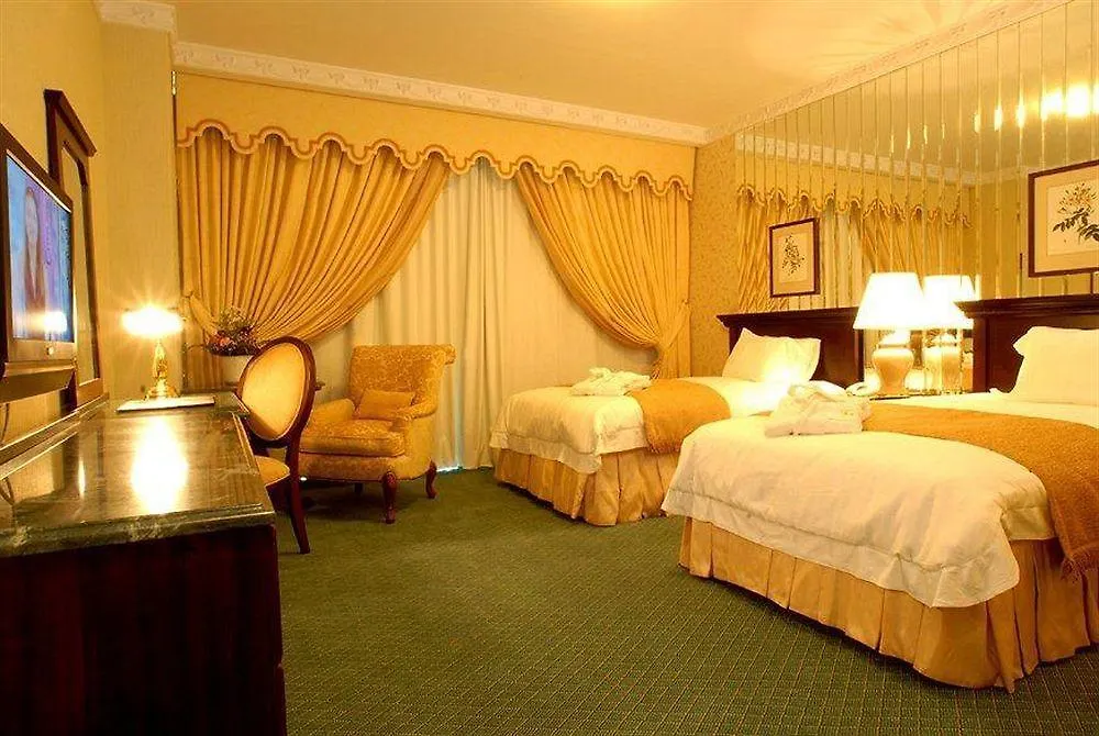 Habitat Hotel All Suites - Jeddah 3*,