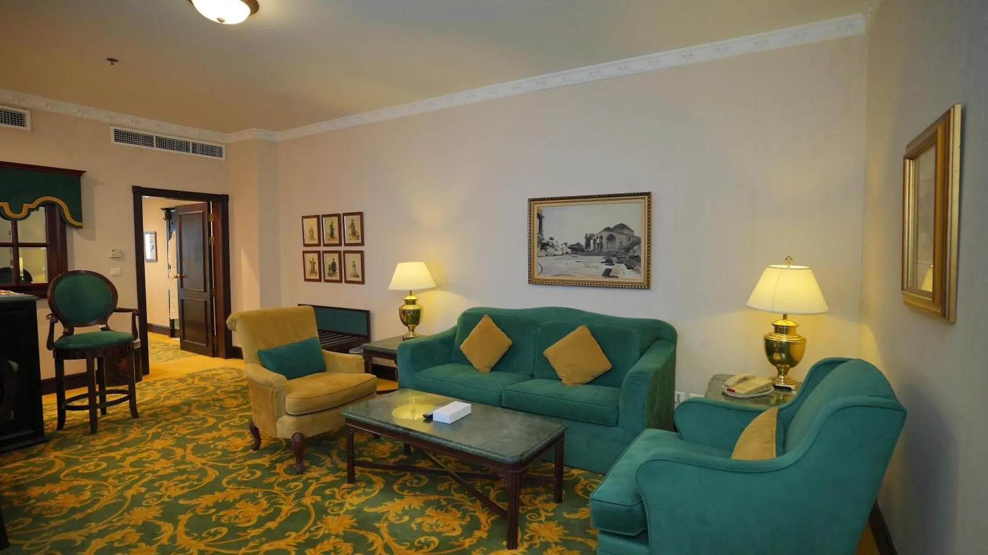 Habitat Hotel All Suites - Jeddah 3*,